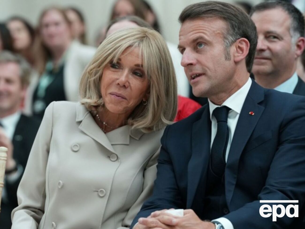 Жена Макрона родилась в многодетной семье