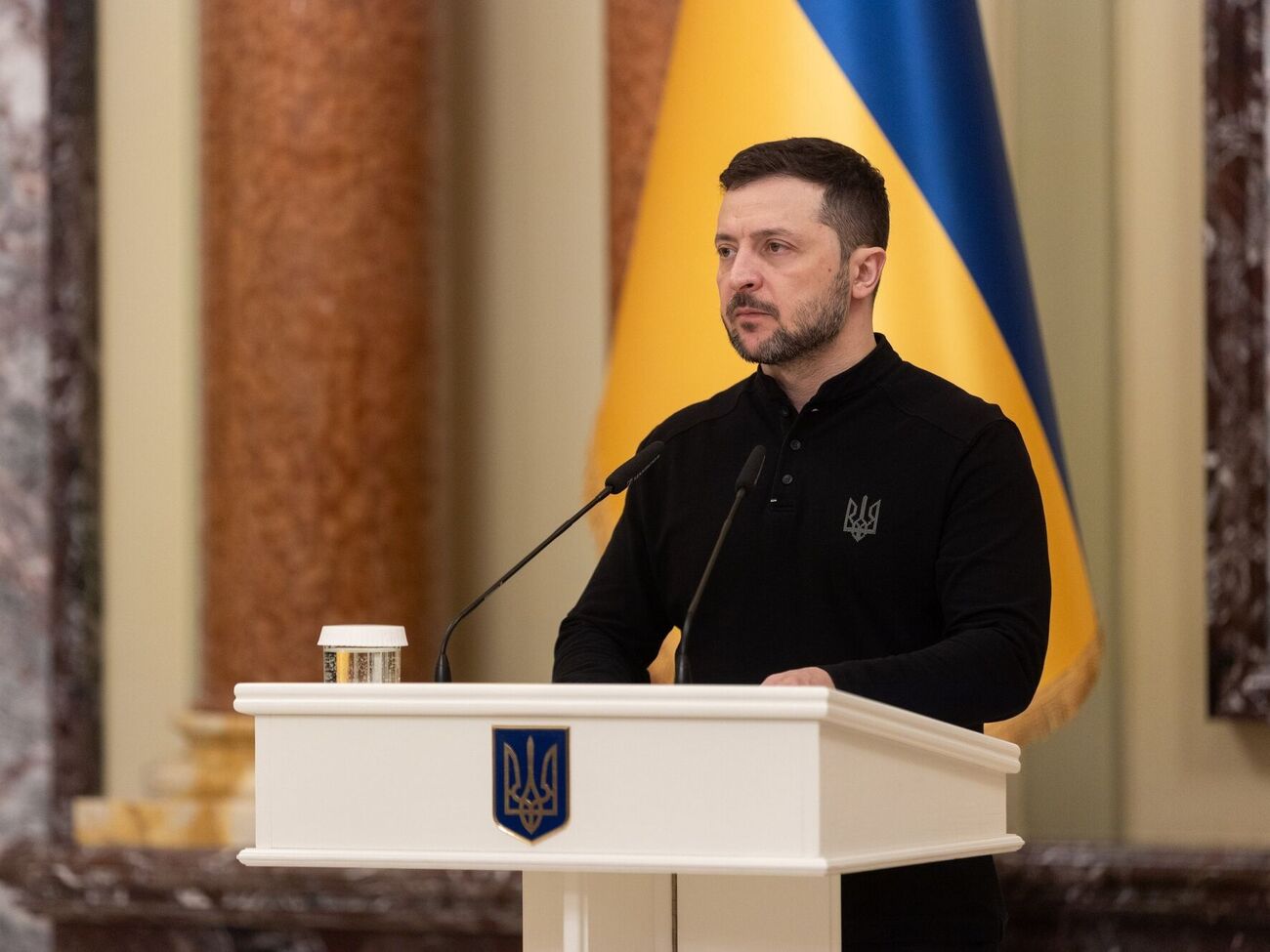 По словам президента, команды смогут обсуждать подготовку ко встрече лидеров после окончания обменов пленными