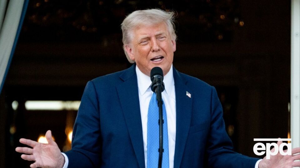 За словами Трампа, за новою схемою зброю зі США спочатку доправлятимуть "у НАТО"