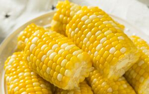 Кукурудзу потрібно запікати 20 хвилин