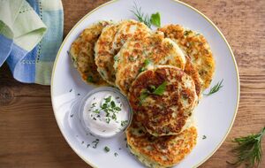 Пирожки готовят в два шага