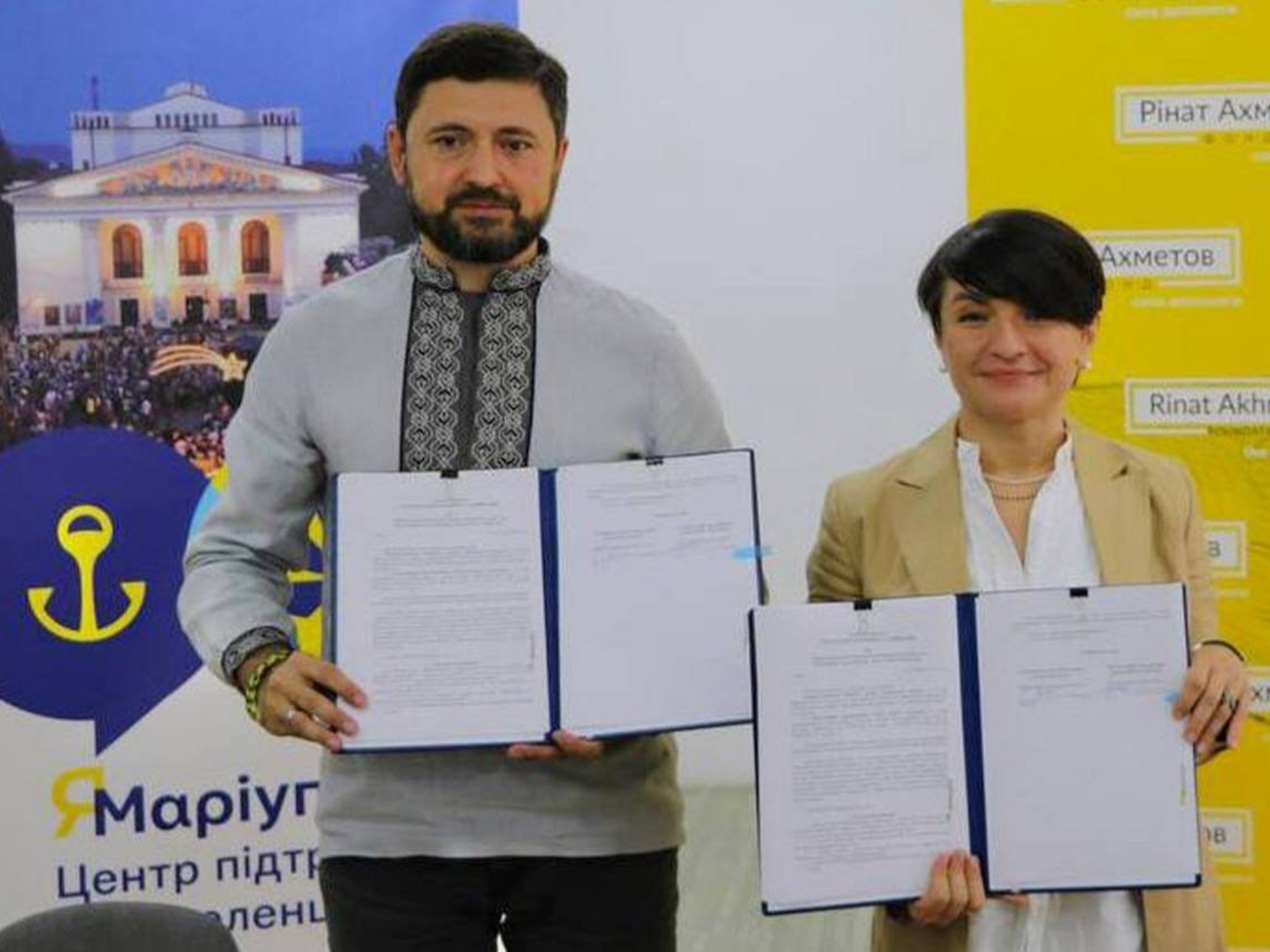 Фонд Рината Ахметова и центры поддержки переселенцев "ЯМариуполь" работают вместе три года