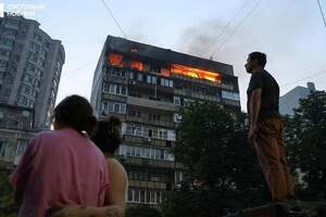 В последние недели РФ усилила свои воздушные атаки на Украину, пишут журналисты
