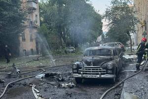 У місті зруйновано десятки будинків і машин