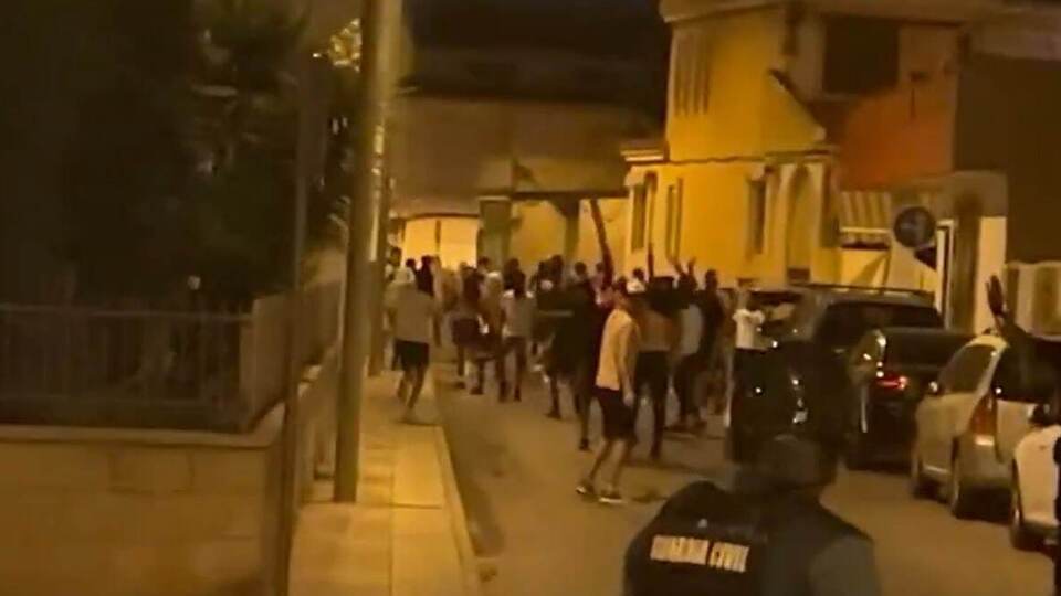 В Испании – столкновения между местными жителями и мигрантами