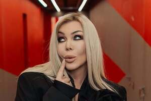 Сина Білик народила сурогатна мати