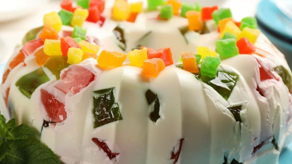 Для торта знадобиться 3 ч. л. желатину