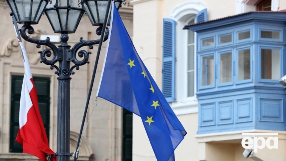 На заседании европейских стран 13 июля дискуссия о 18-м пакете санкций длилась несколько часов, говорится в статье