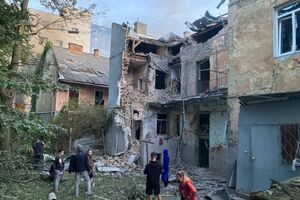 В целом российская атака повредила 46 домов во Львове