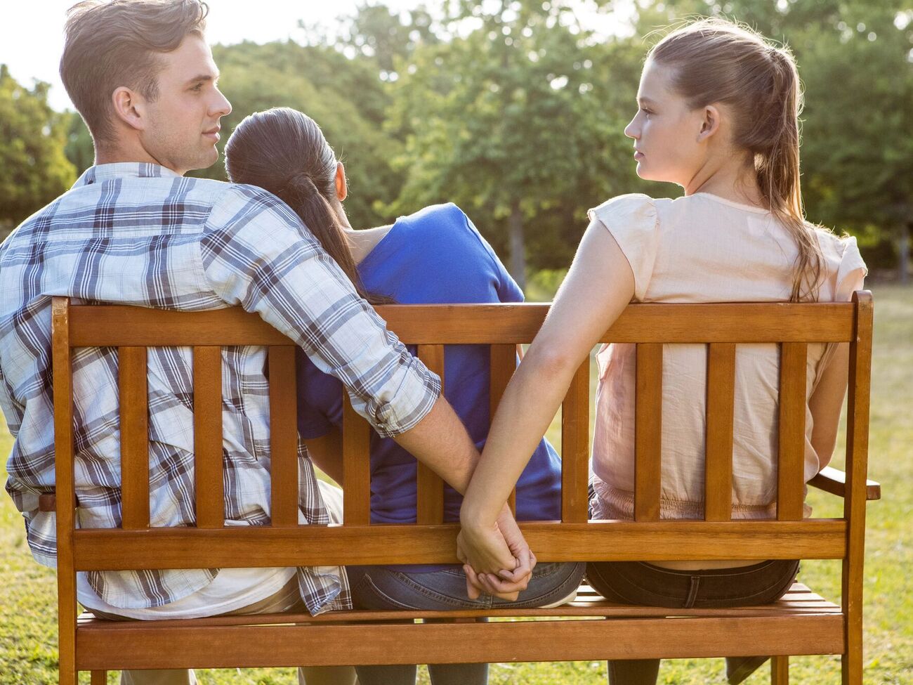Чоловіки в мережі запевнили блогерку, що в них найвродливіші дружини