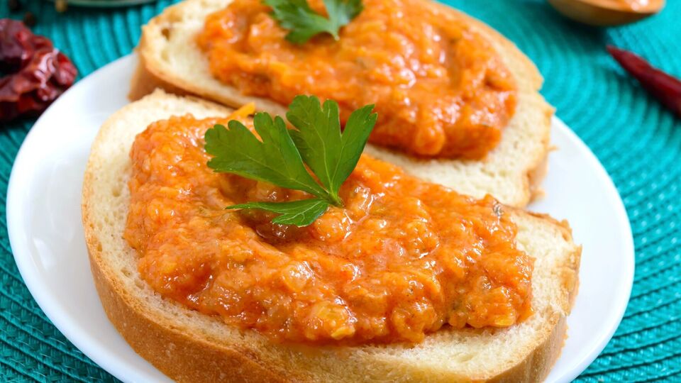 Для кабачковой икры понадобится майонез