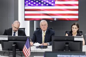 Спецпосланник Трампа продовжує візит в Україну