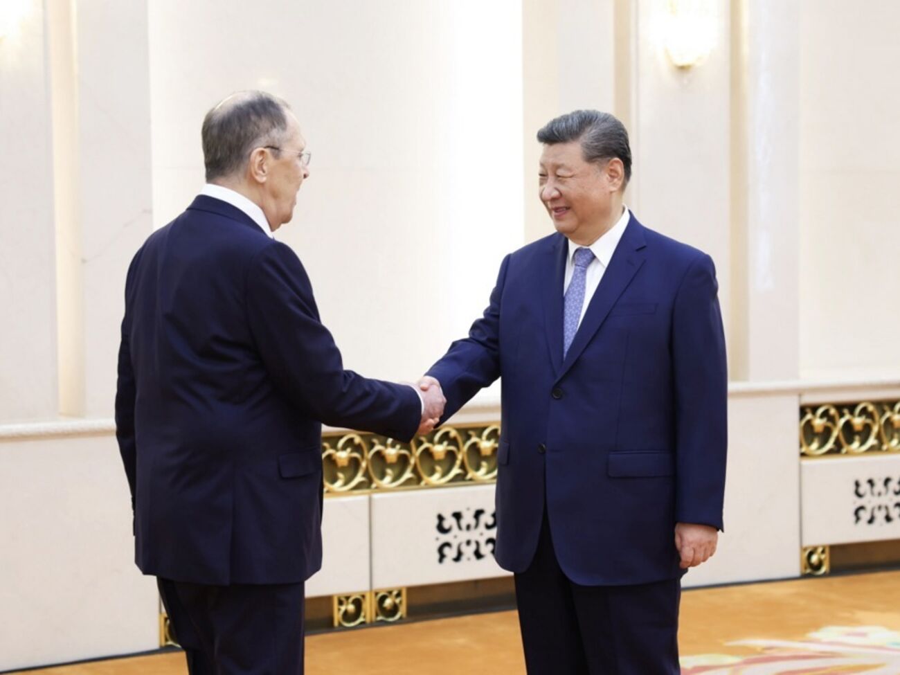 Поїздка Лаврова передує візиту Путіна до КНР