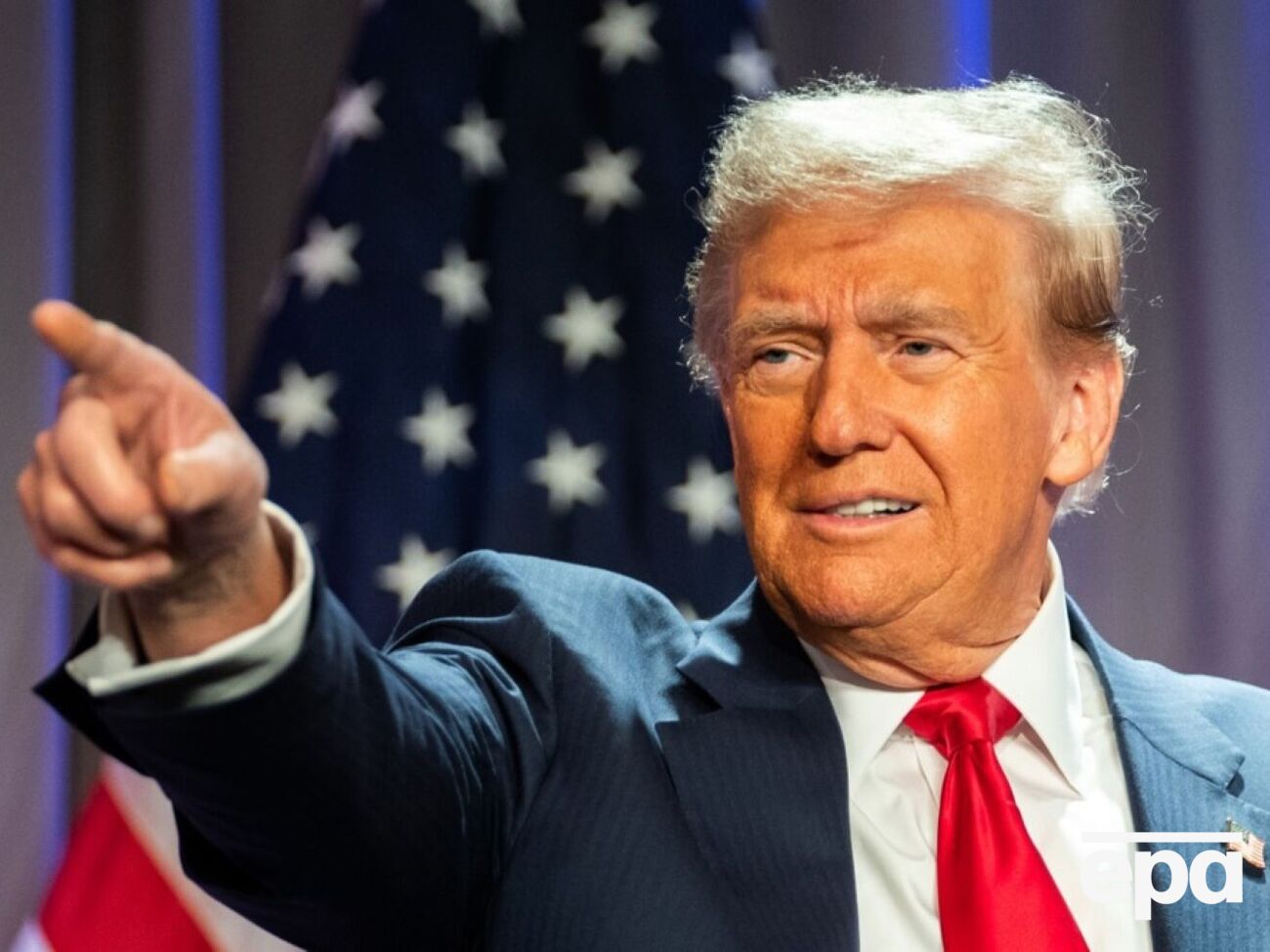 Трамп считает, что после ударов россияне "почувствуют боль" и это будет побуждать их к переговорам, пишет FT