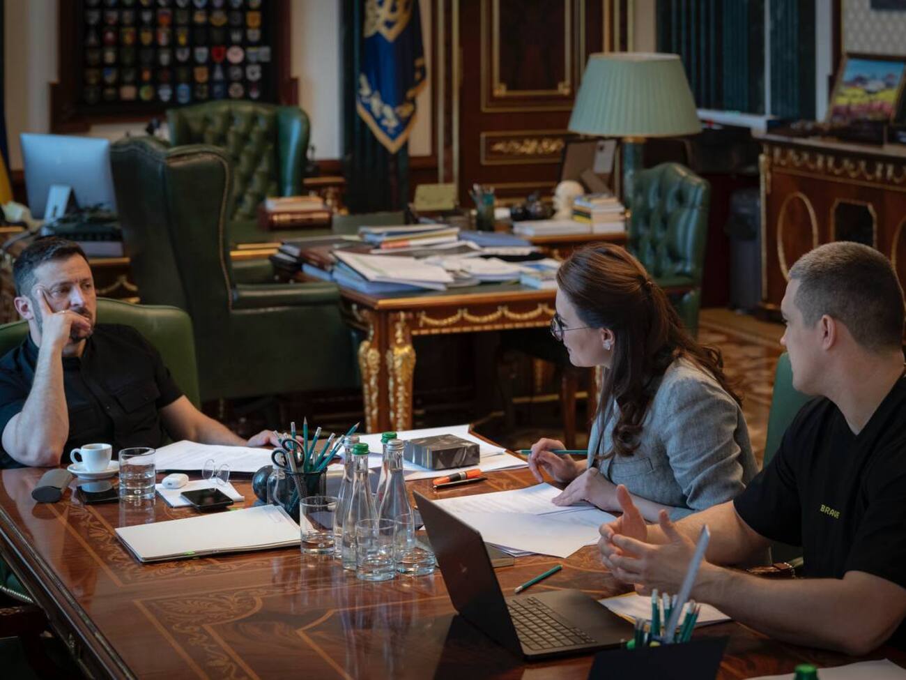 Зеленский провел совещание со Свириденко и Федоровым