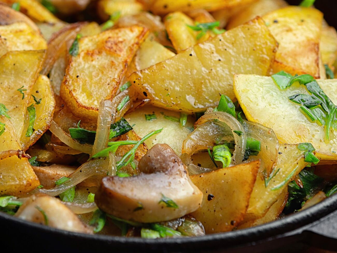 Картофель по этому рецепту получается очень вкусным