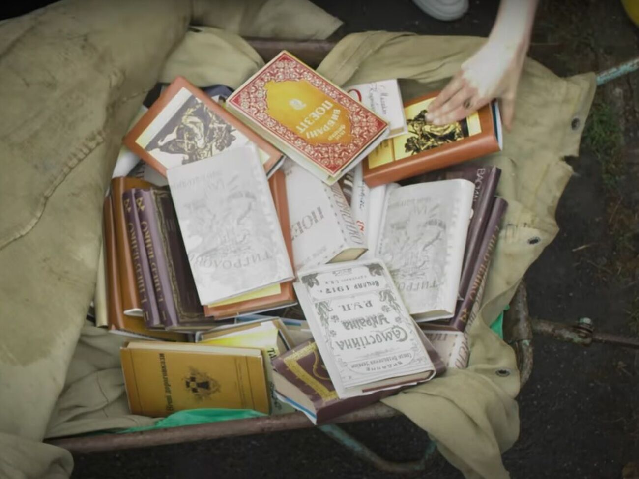 Фильм о сохранении украинской литературы на оккупированной территории снят на основе реальных событий