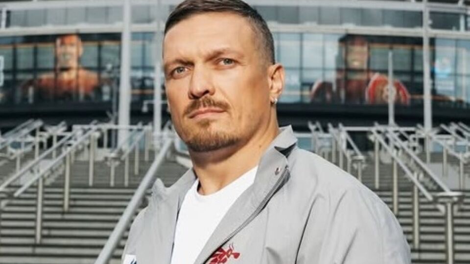 Похожую поездку организовывали и во время прошлых важных боев Усика