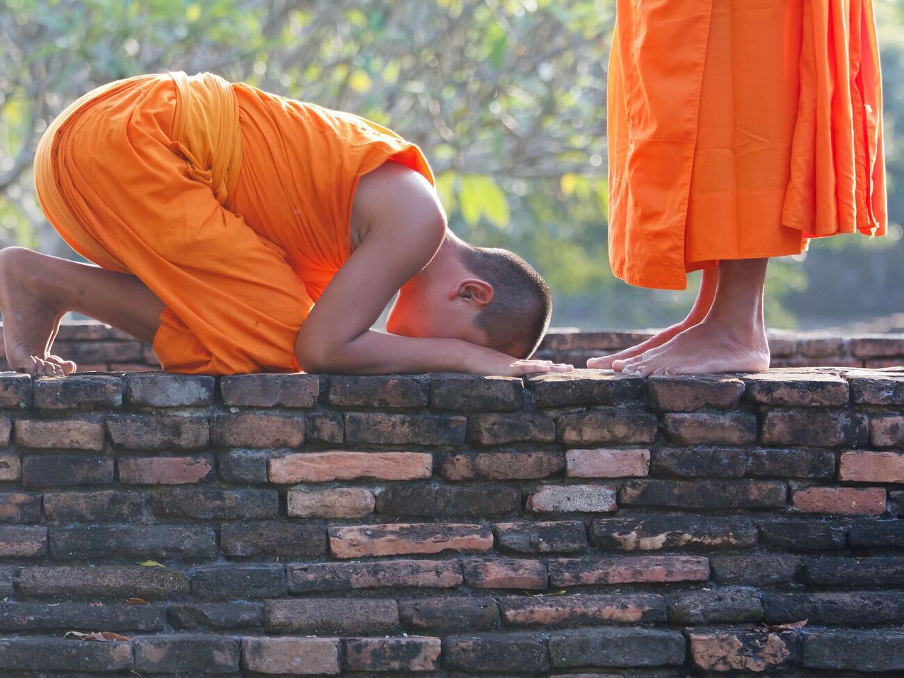 Скандалы с участием монахов случаются в Таиланде несколько раз в год