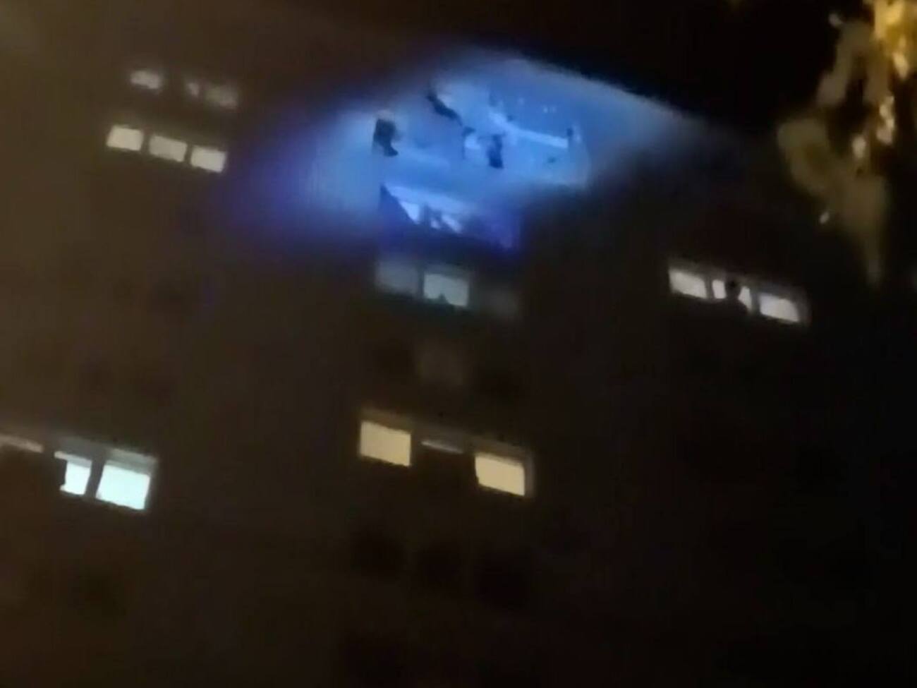 В Воронежской области заявили, что дрон попал в многоэтажку