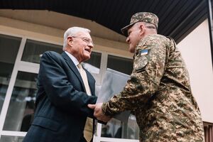 В Украине Келлог пробыл три дня и провел ряд встреч