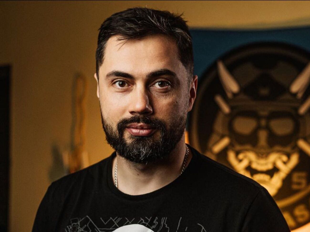 Не помню такого с 90-х… Люди нормальной внешности просят купить еду