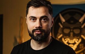 Не помню такого с 90-х… Люди нормальной внешности просят купить еду