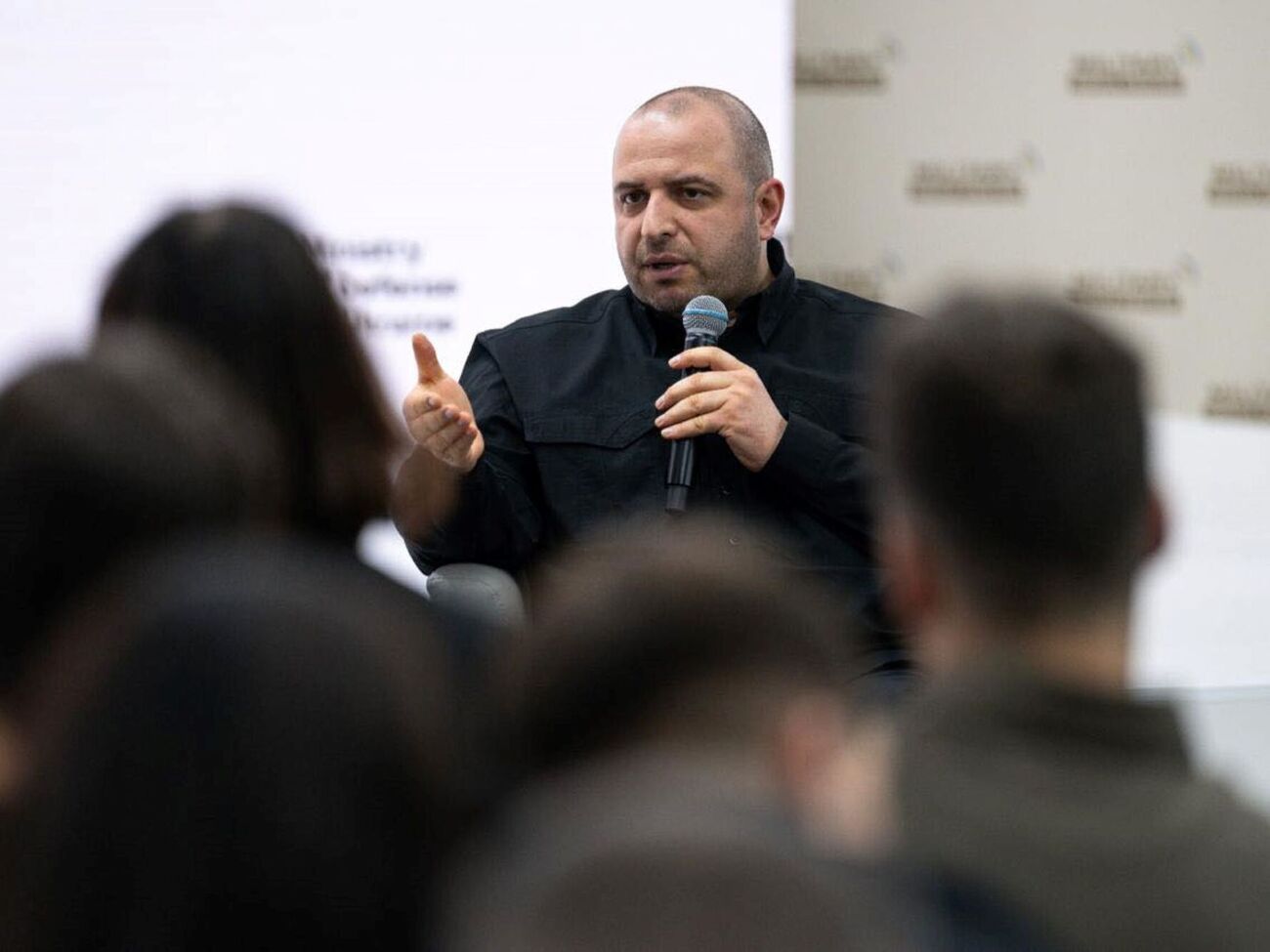 По словам собеседника в ОП, Умеров нужен для переговоров