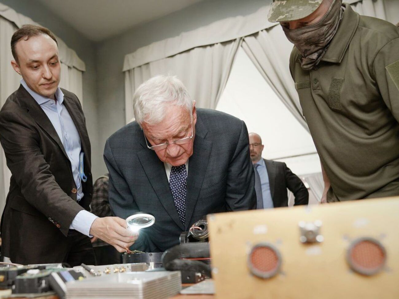 Келлогу продемонстрировали западные элементы Shahed и "Герберы"