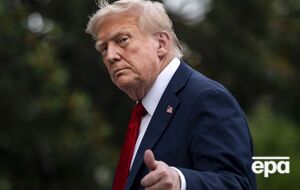 Президент США считает, что Украина не изменит ход войны, играя в обороне, сообщило издание