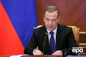 Медведєв заявив, що економіка РФ після санкцій "звісно, вистоїть", але чомусь узявся ображати європейців