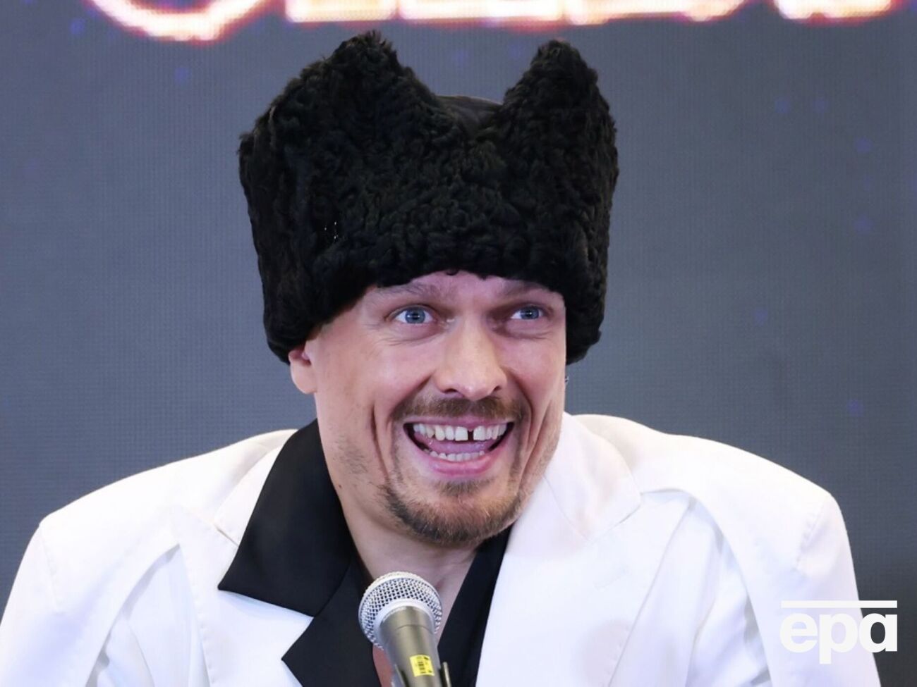 Команда суперника не зрозуміла вислову Усика "Don't push the horses"