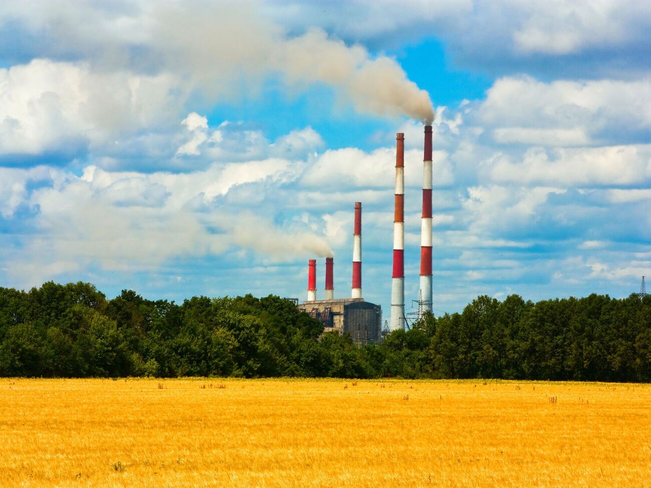 Восстановление мощностей, поврежденных обстрелами, продолжается, отметил ДТЭК