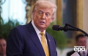 Трамп объявил об огромном иске против WSJ по статье, которую называет "фейковой"