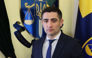 Омаров майже 10 років обіймає керівні посади у прокуратурі