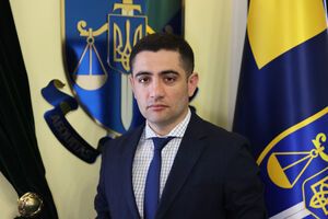 Омаров почти 10 лет занимает руководящие должности в прокуратуре