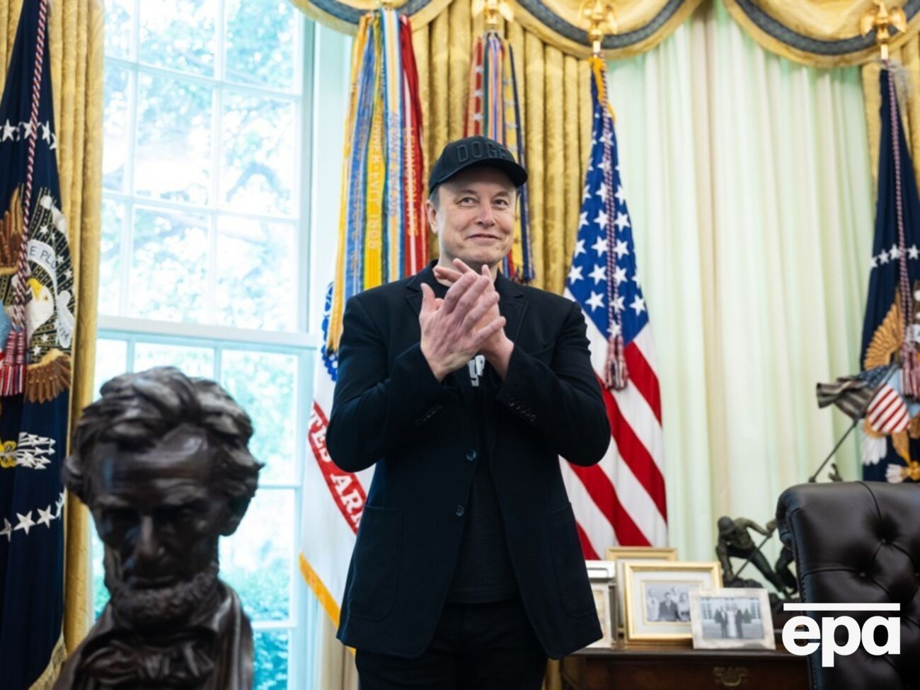 Маск: Віддамо належне тому, хто заслуговує на похвалу