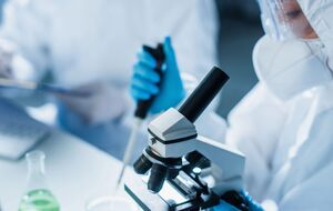 Інфекцію виявили в жінки похилого віку, яка не виїжджала з Польщі