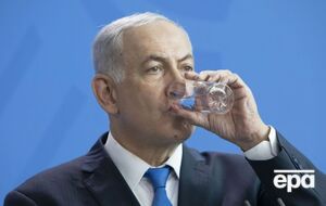 Следующие три дня премьер будет работать из дома