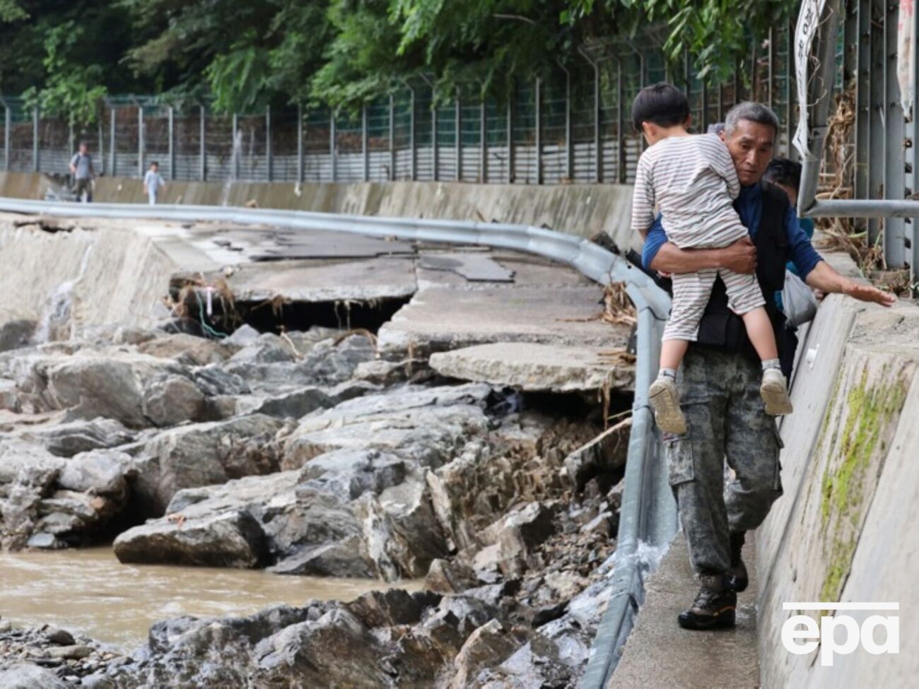 Спасательные работы продолжаются, поэтому данные о количестве жертв могут измениться