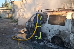 В городе горели склады и гаражи