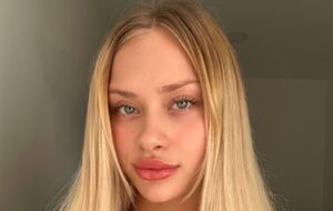 Ковальчук: Передвигаюсь в основном на коляске и использую костыли тоже