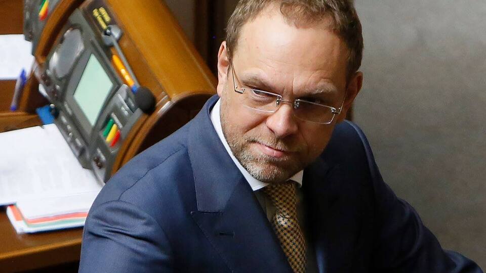 Власенко напомнил о ст. 208 УПК Украины
