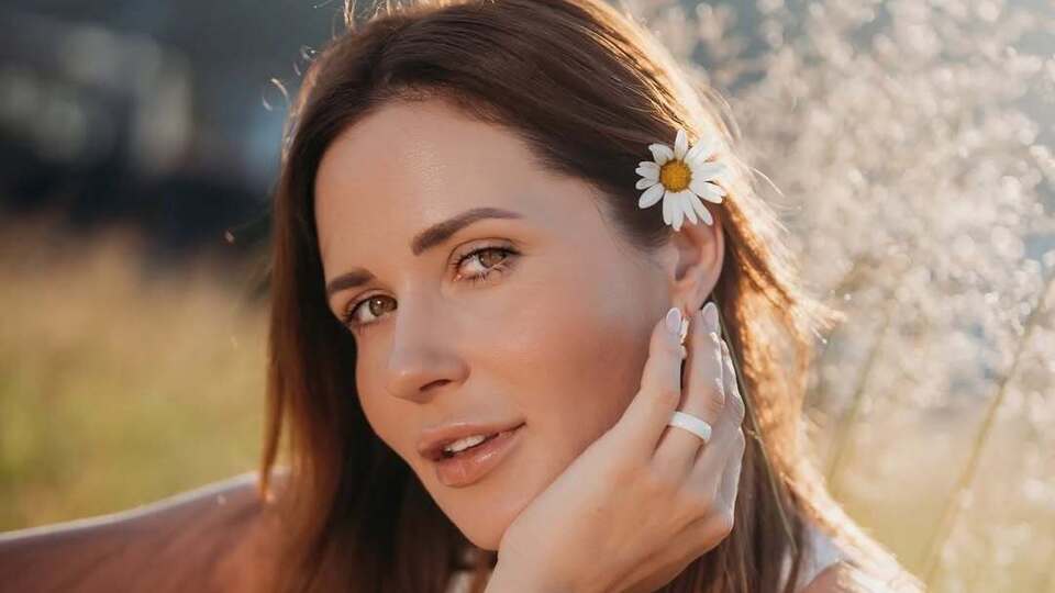 Денисенко родилась в 1989 году в Чернигове