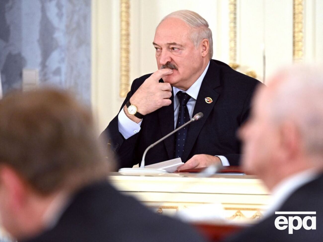 Самопровозглашенный президент Беларуси показался юристу Трампа "умным и проницательным"