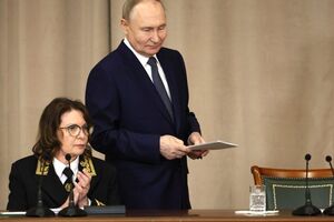 Подносова про Путіна: Нам він як чоловік особливо не подобався. На дискотеках не танцював, а стояв біля стіночки
