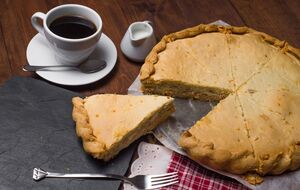 Пиріг готують без будь-яких труднощів