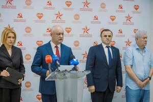 Лідери опозиційних партій Молдови виступили на брифінгу