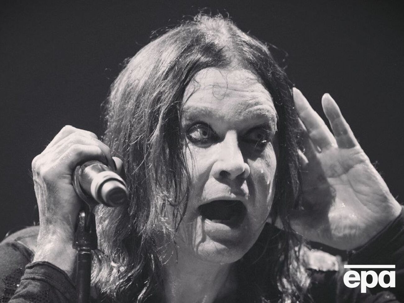 За два тижні після останнього концерту Осборн пішов із життя