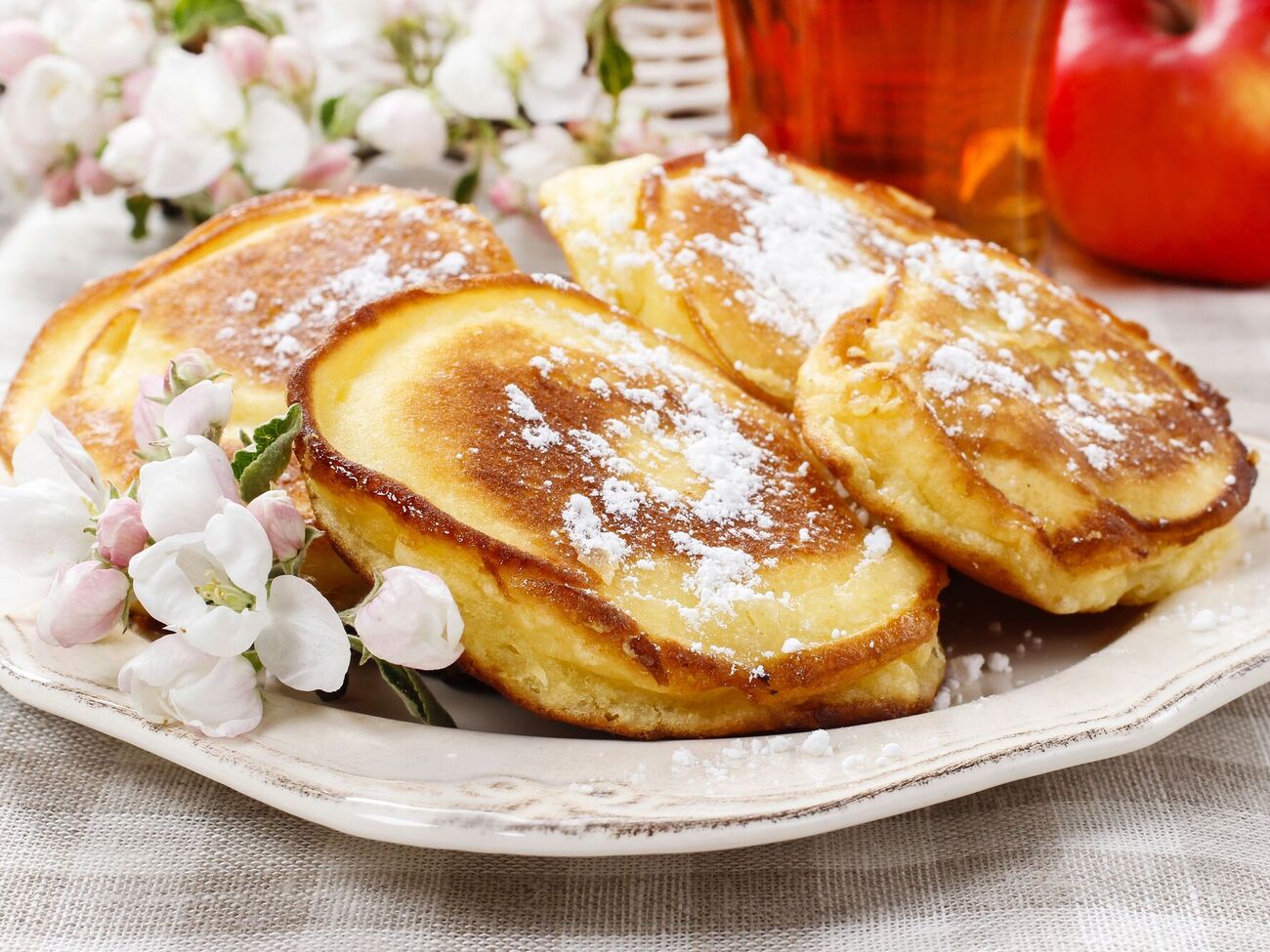 Оладьи лучше подавать теплыми